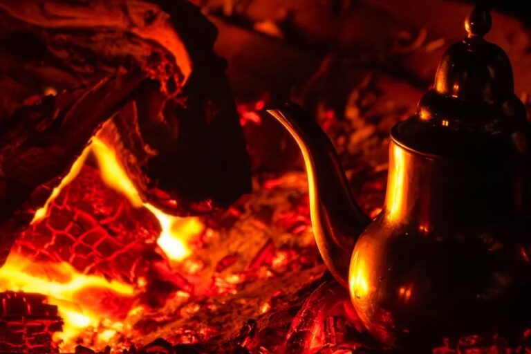 Moroccan nomadic tea in the desert