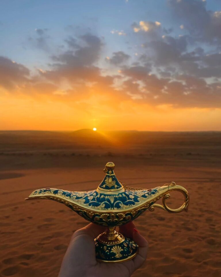 Entertainment in the Moroccan desert camps (2)